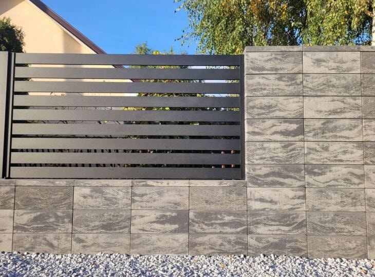 Бетонные блоки