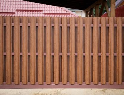 Оптимальное расстояние между штакетником в заборе: Практические советы