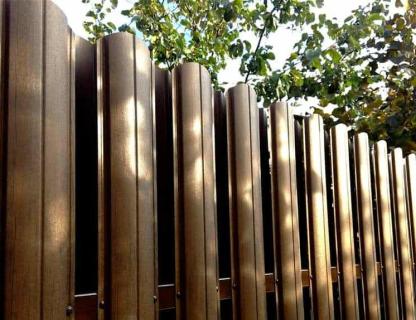 Какой забор выбрать для дома или дачи?